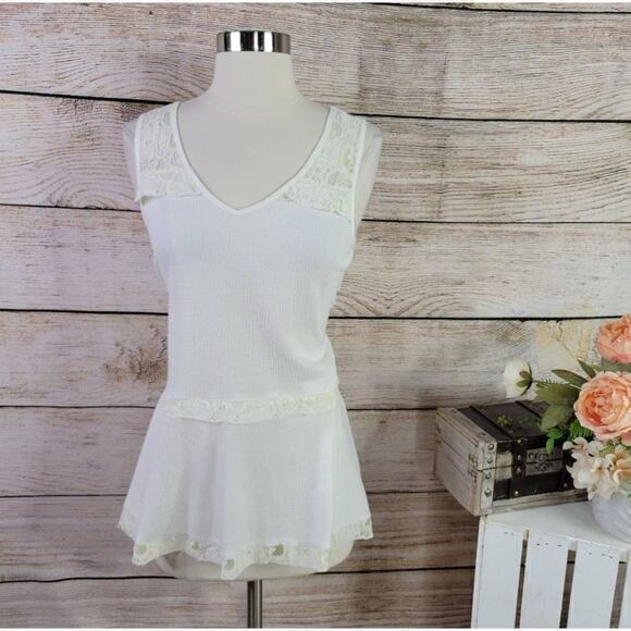 NWT Cupio Tiered Lace Ivory Cream V Neck Tank Top Medium - Picture 1 of 5